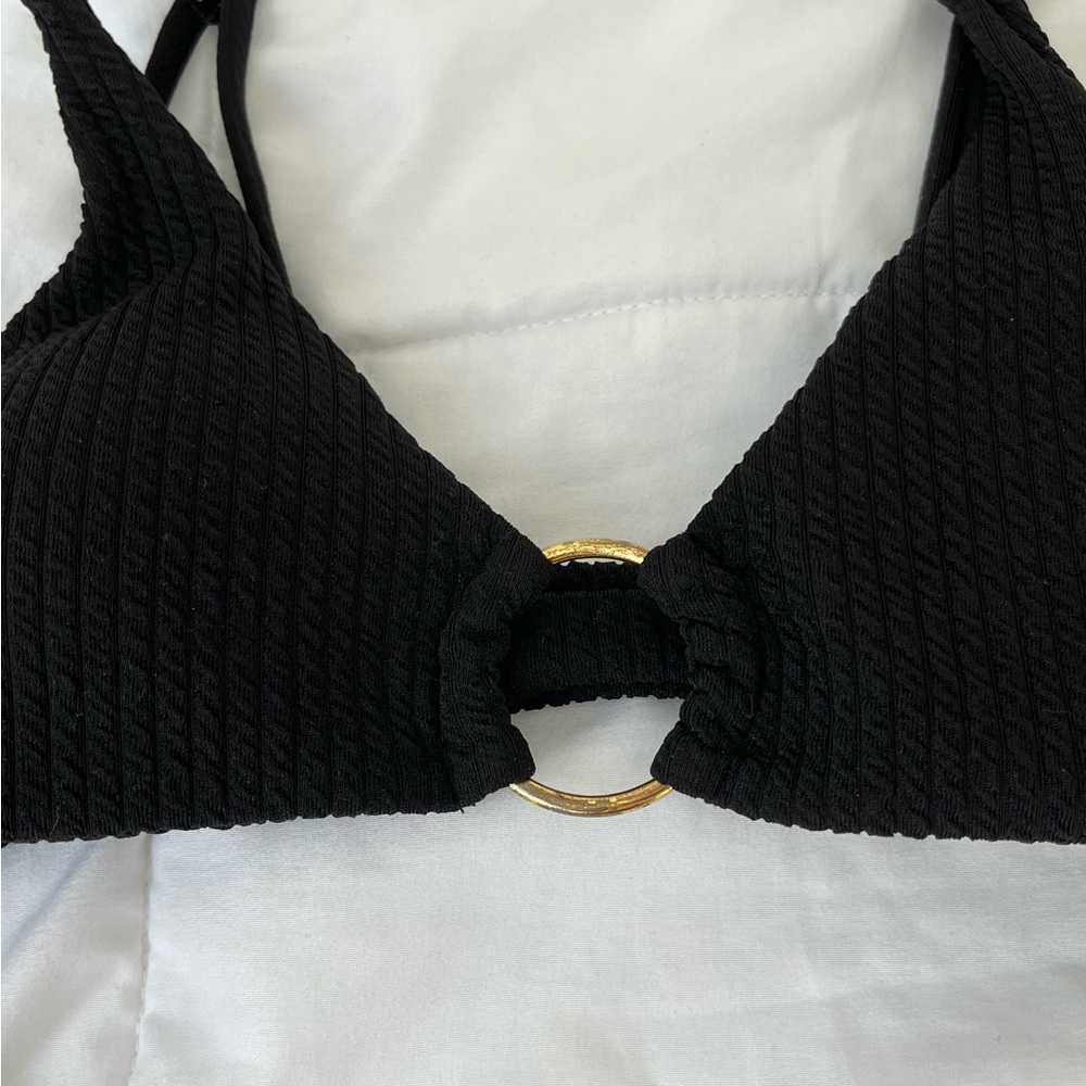 black ring bikini - Picture 2 of 5